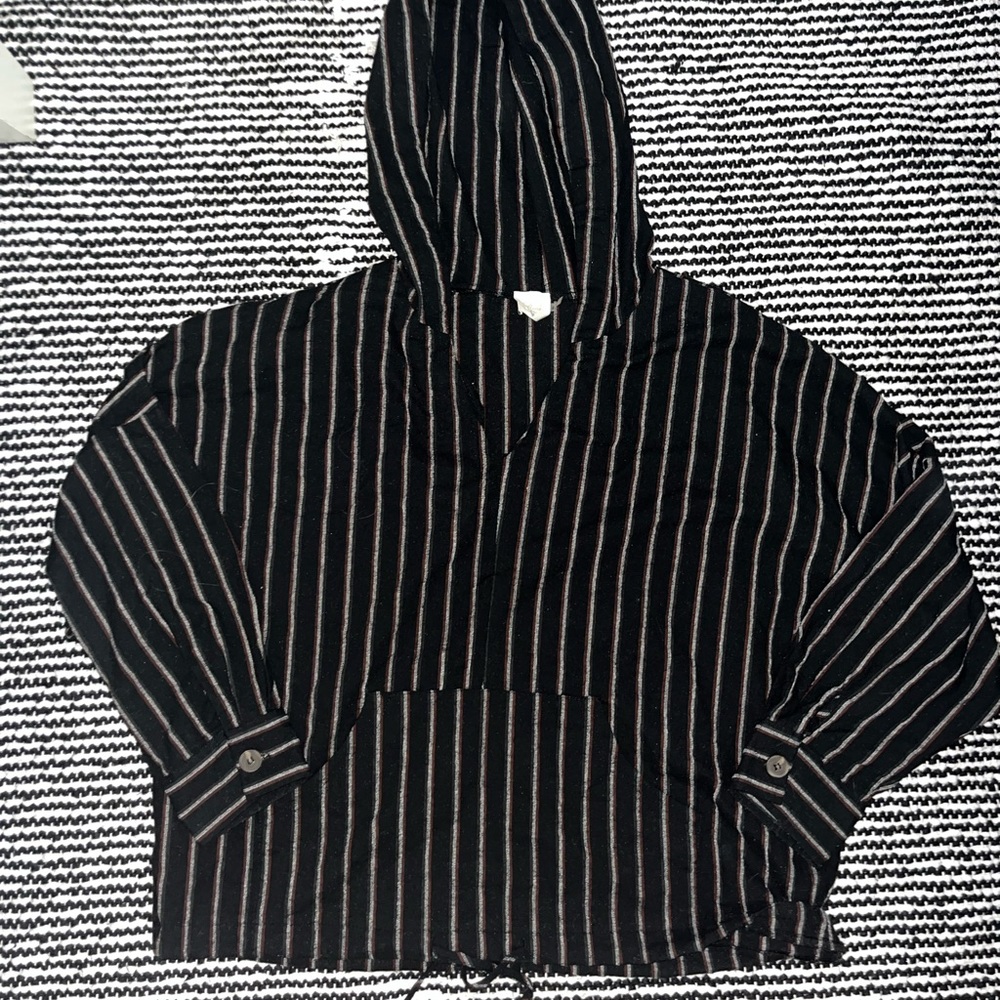 Beachy hoodie pullover
